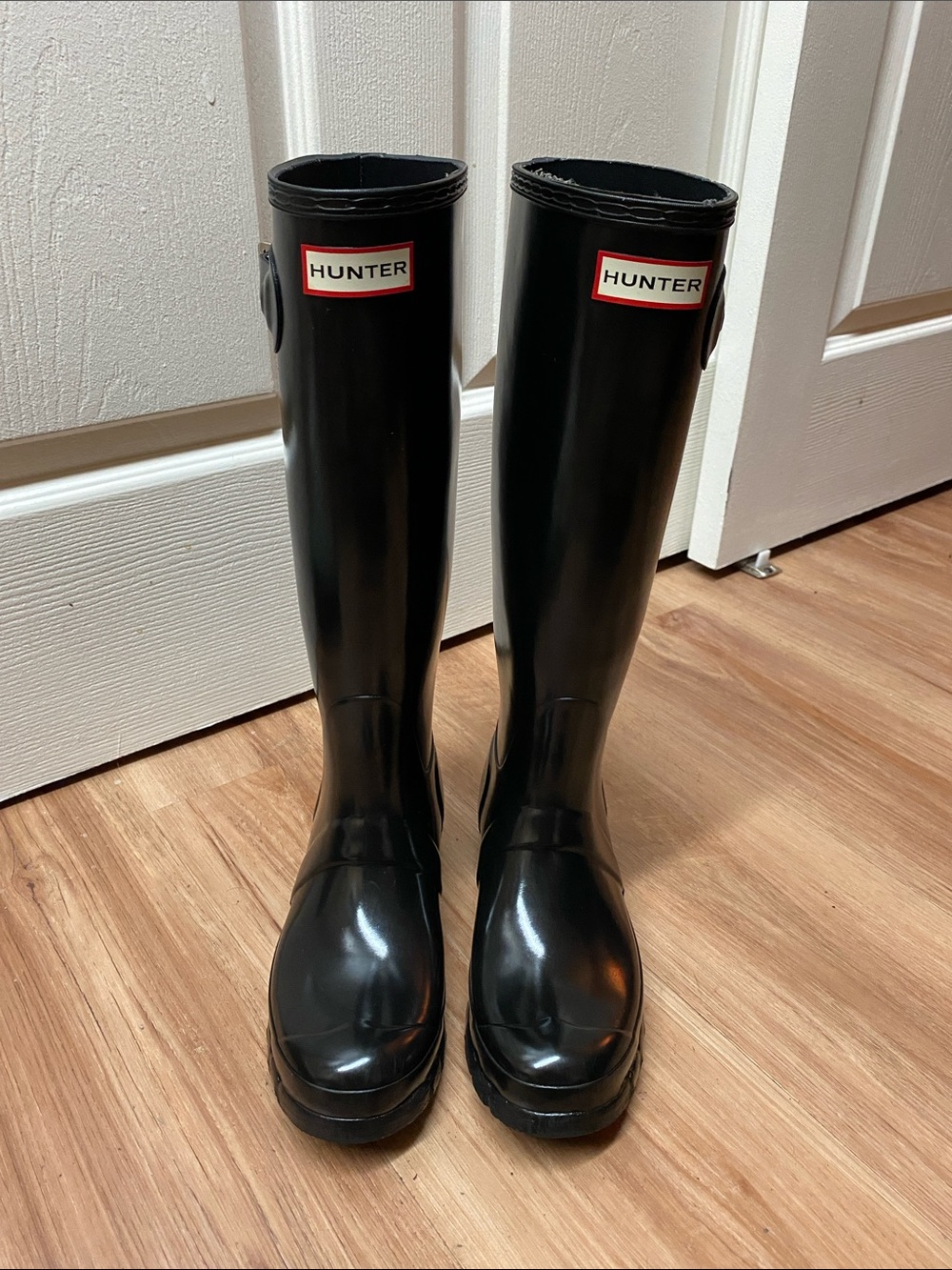 HUNTER Original Tall Gloss Rain Boot Women's Size 6 WFT1000RGL-BLK